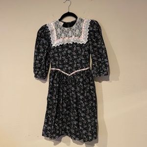 Wednesday Adams style Vintage Eber Girl Dress, 14